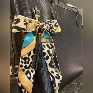 NEW item Purse scarf braided twilly clip charm turquoise blue ivory black